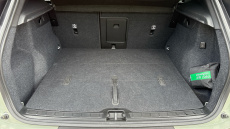 Volvo XC40 2.0 B4P Ultra Dark 5dr Auto Petrol Estate